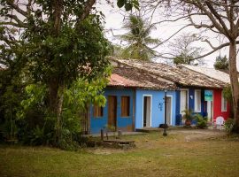 Quadrado – Casas geminadas do sec XVI – Quadrado – Trancoso – Bahia